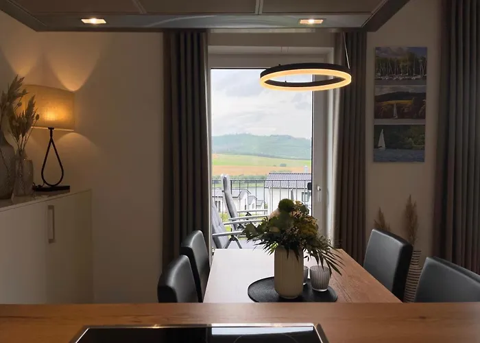 Sonnenweg 48-6 Miro شقة *